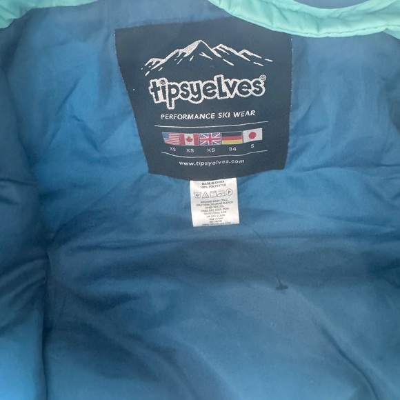 Tipsey Elf retro Ski snowsuit - beautiful and NEVER worn! - Picture 4 of 11